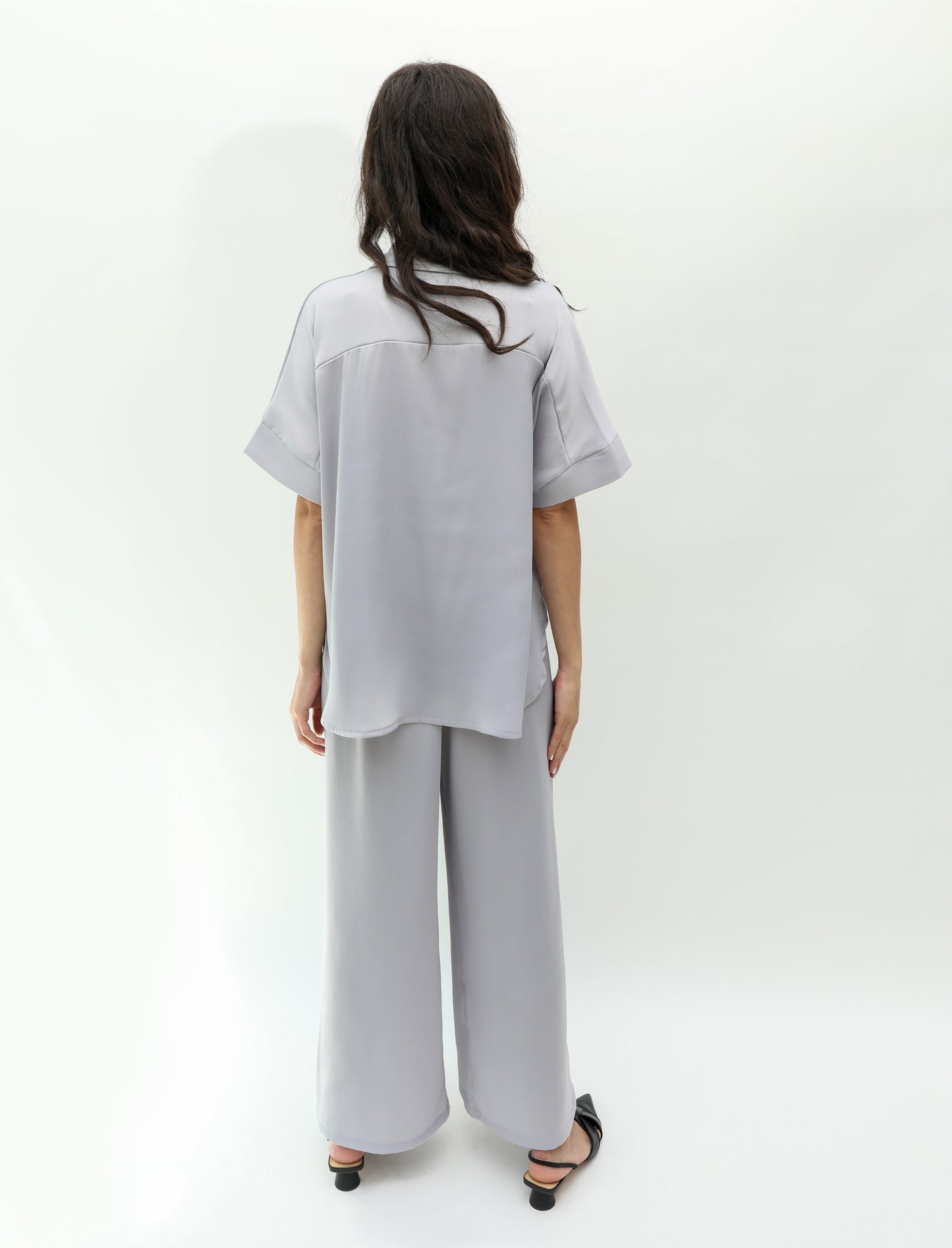 The Silk Set - Light grey