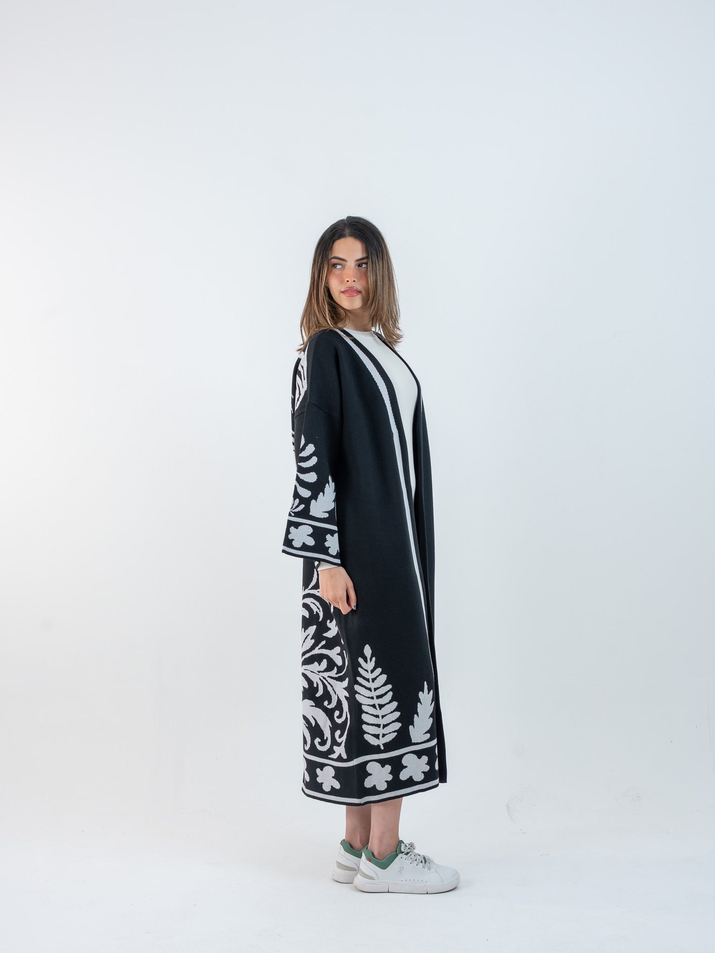 Madyan Abaya - Black