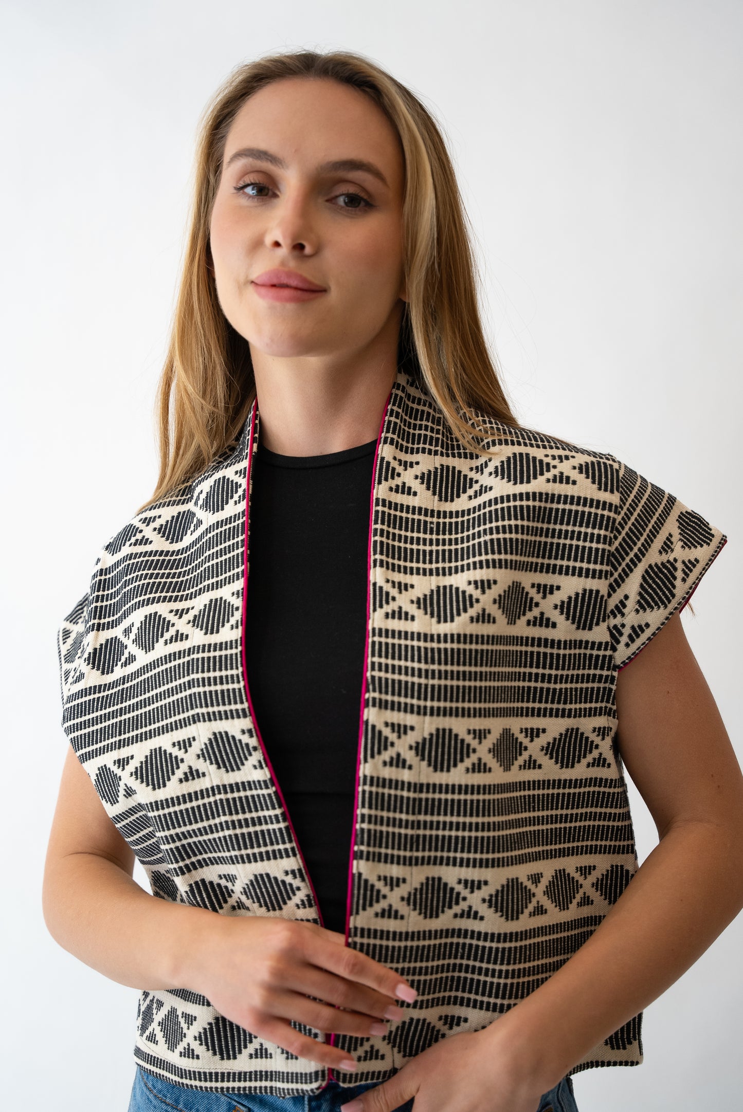 Tribal Line Vest - Black