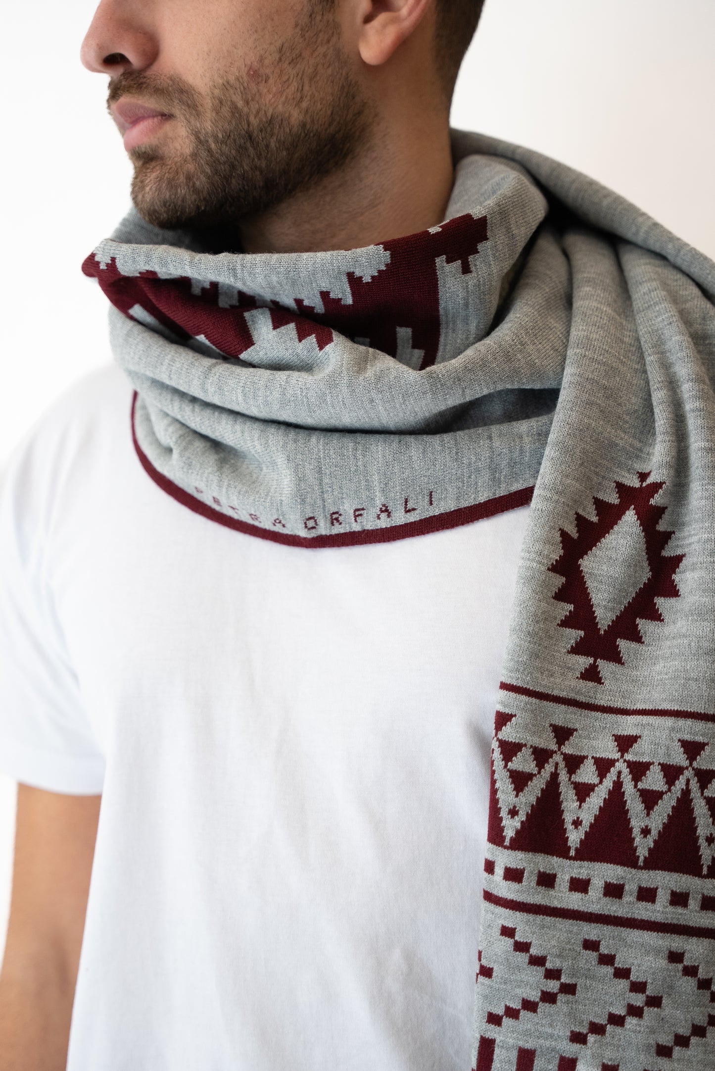Zweina Scarf - Unisex
