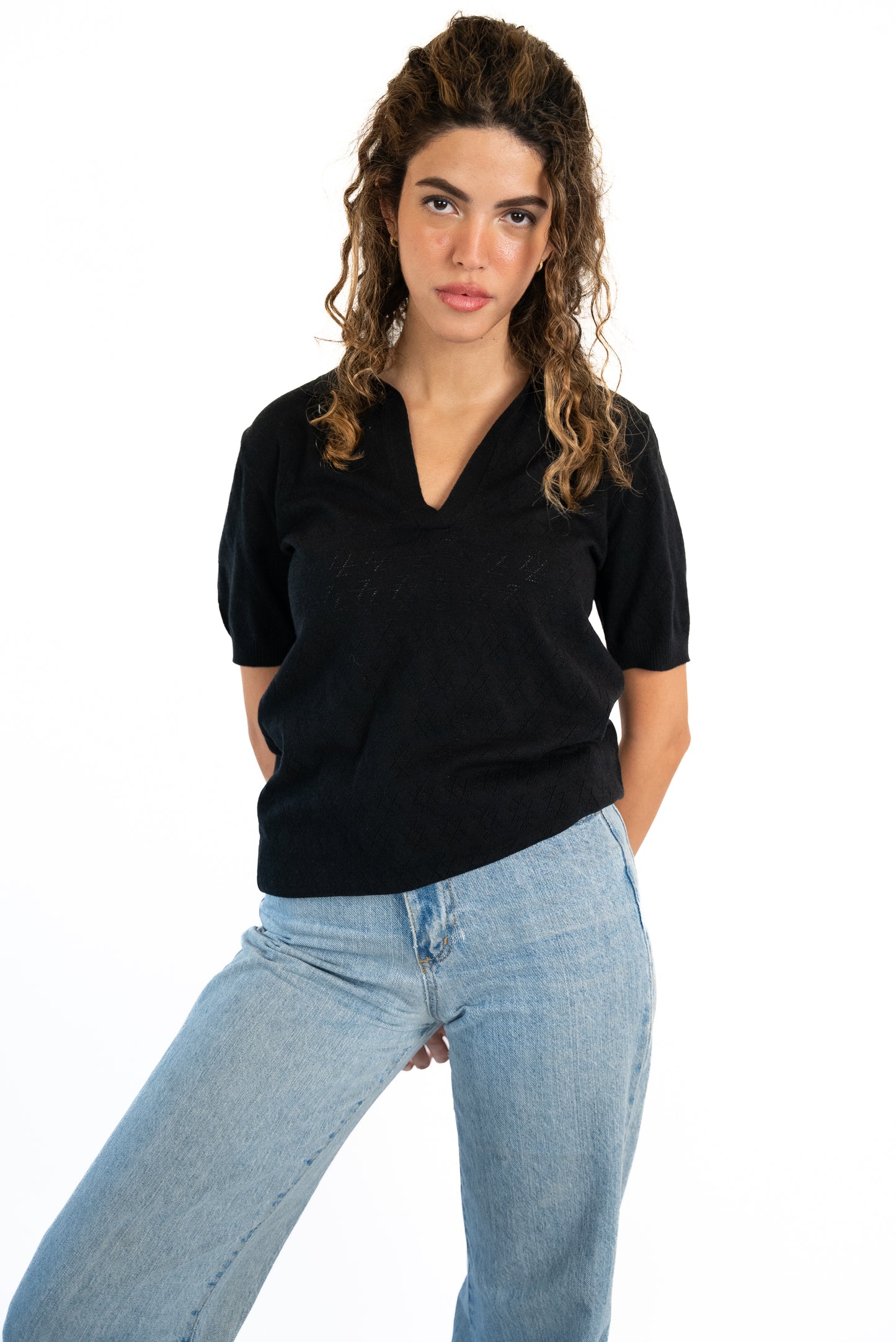 Tura Tshirt - Black