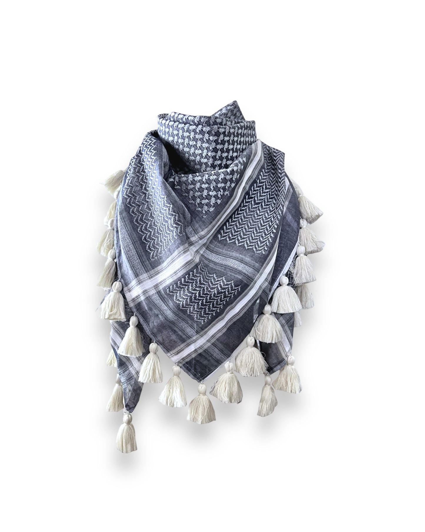 Noufa Hata - with tassels