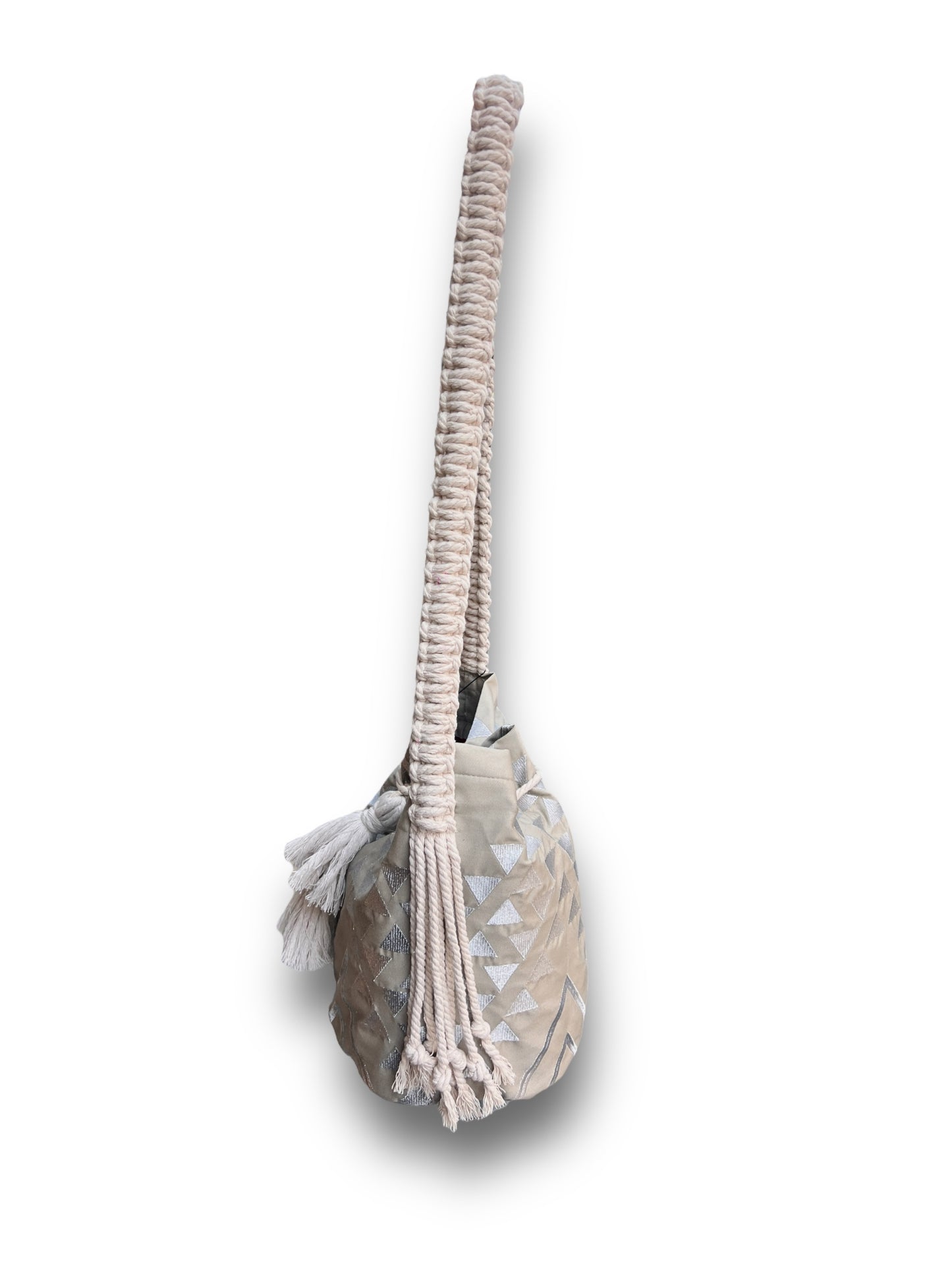Bage Aysha Bokkja with macame strap