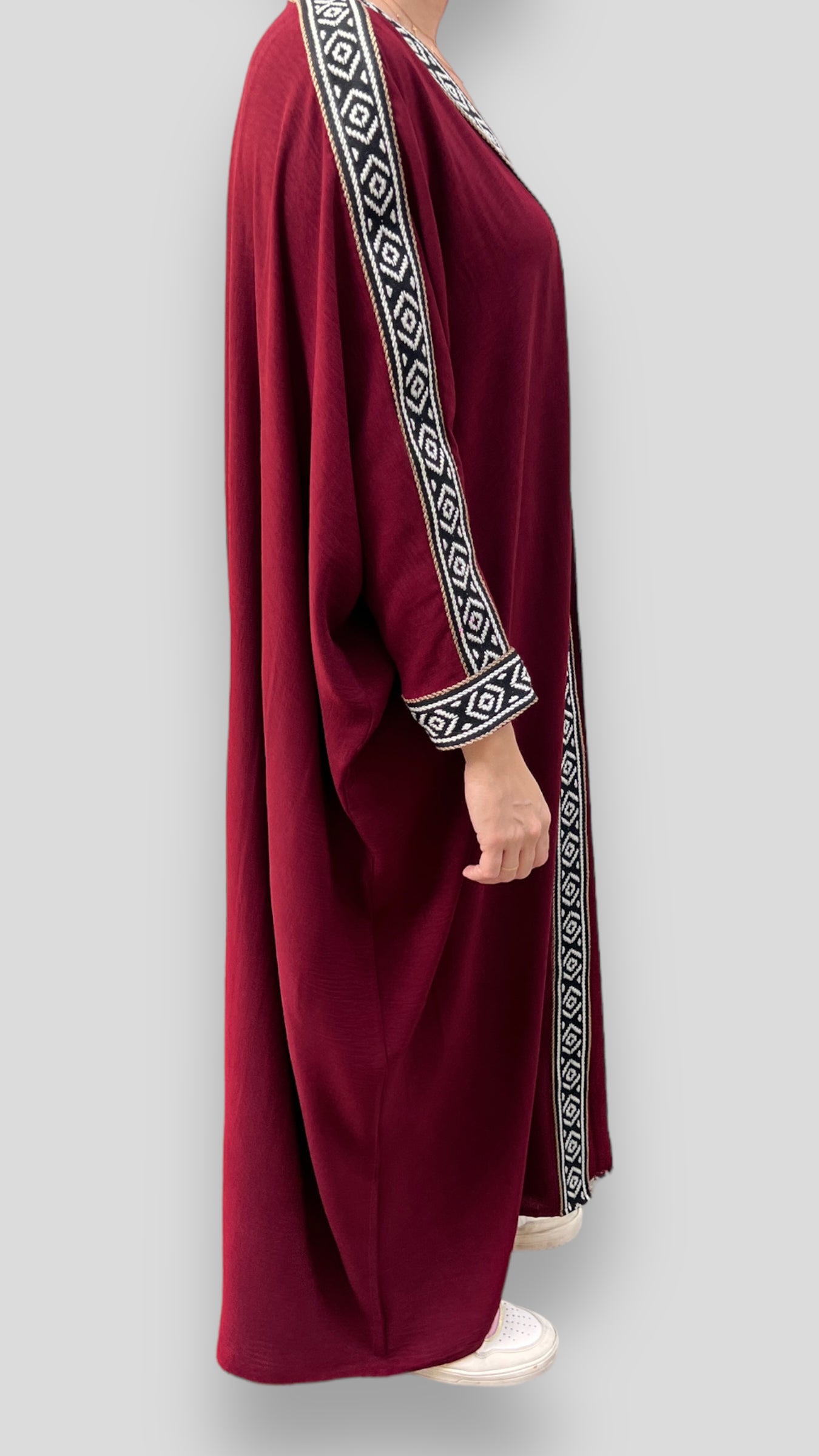 Burgundy Abaya with Sadu Stripe
