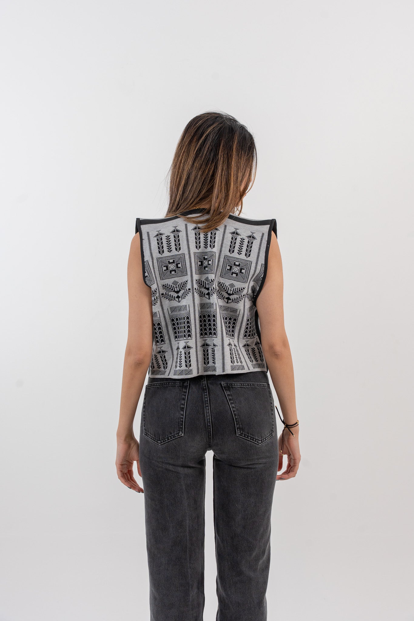 Kayan Vest - Black & Grey