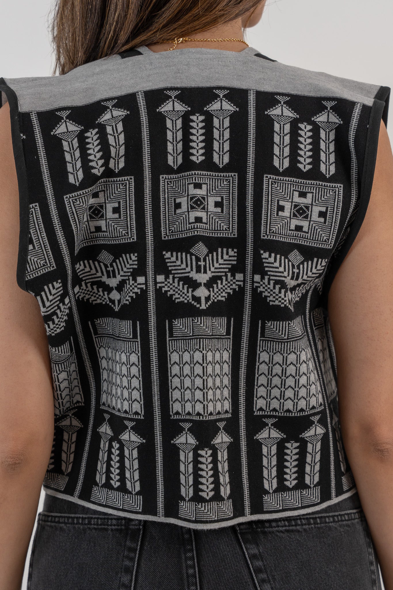 Kayan Vest - Black & Grey