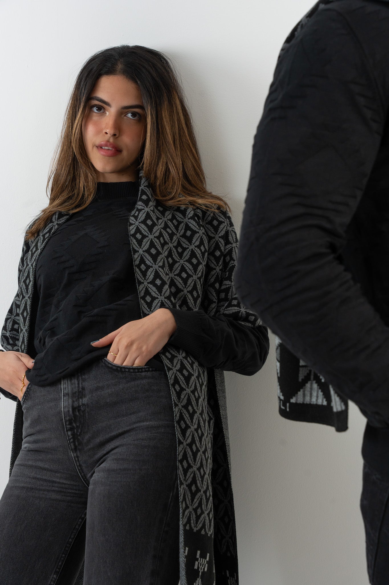 Bahja Black Scarf - Unisex