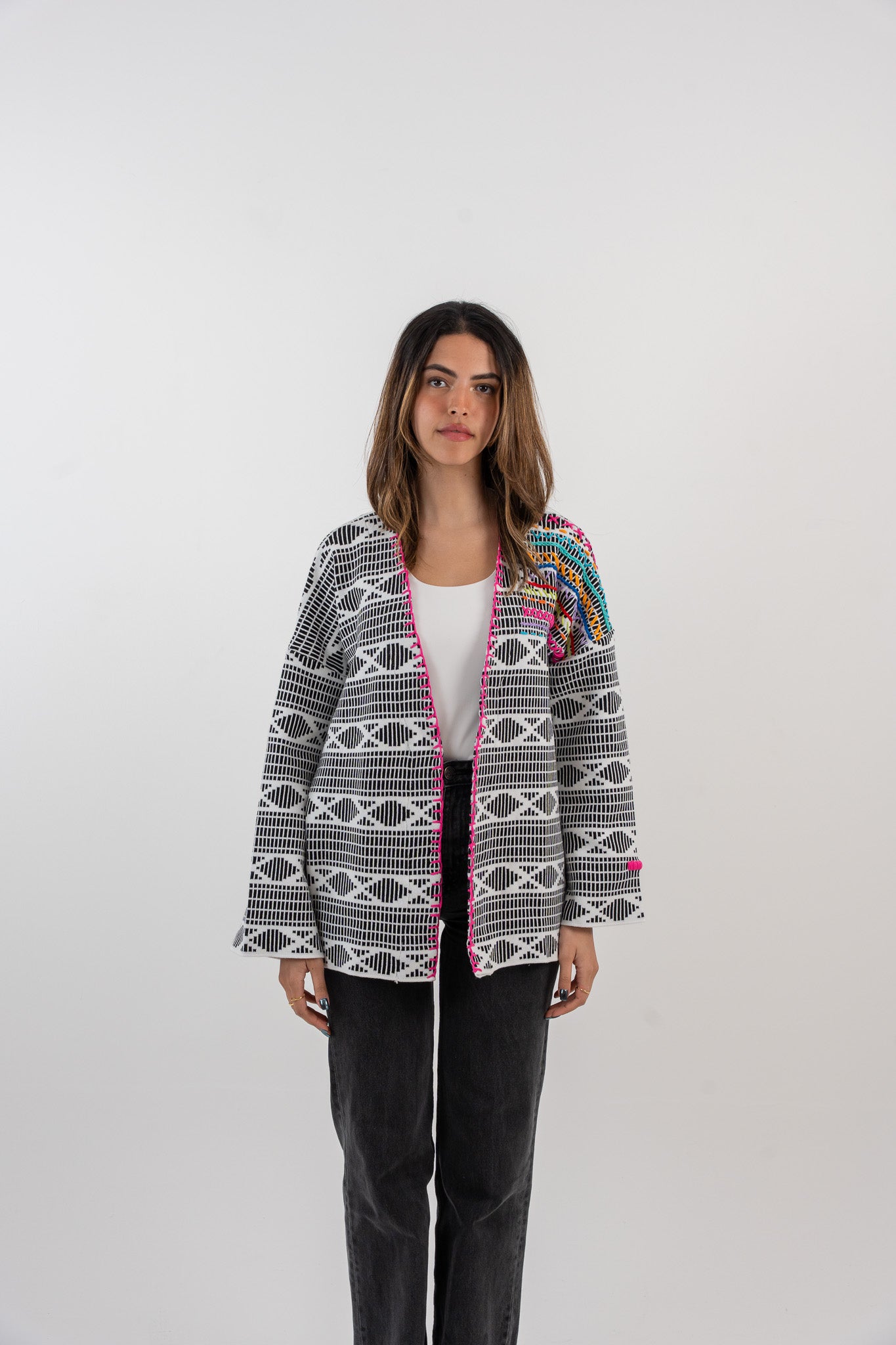 Badiya Weave Kimono - White with colorful stitches
