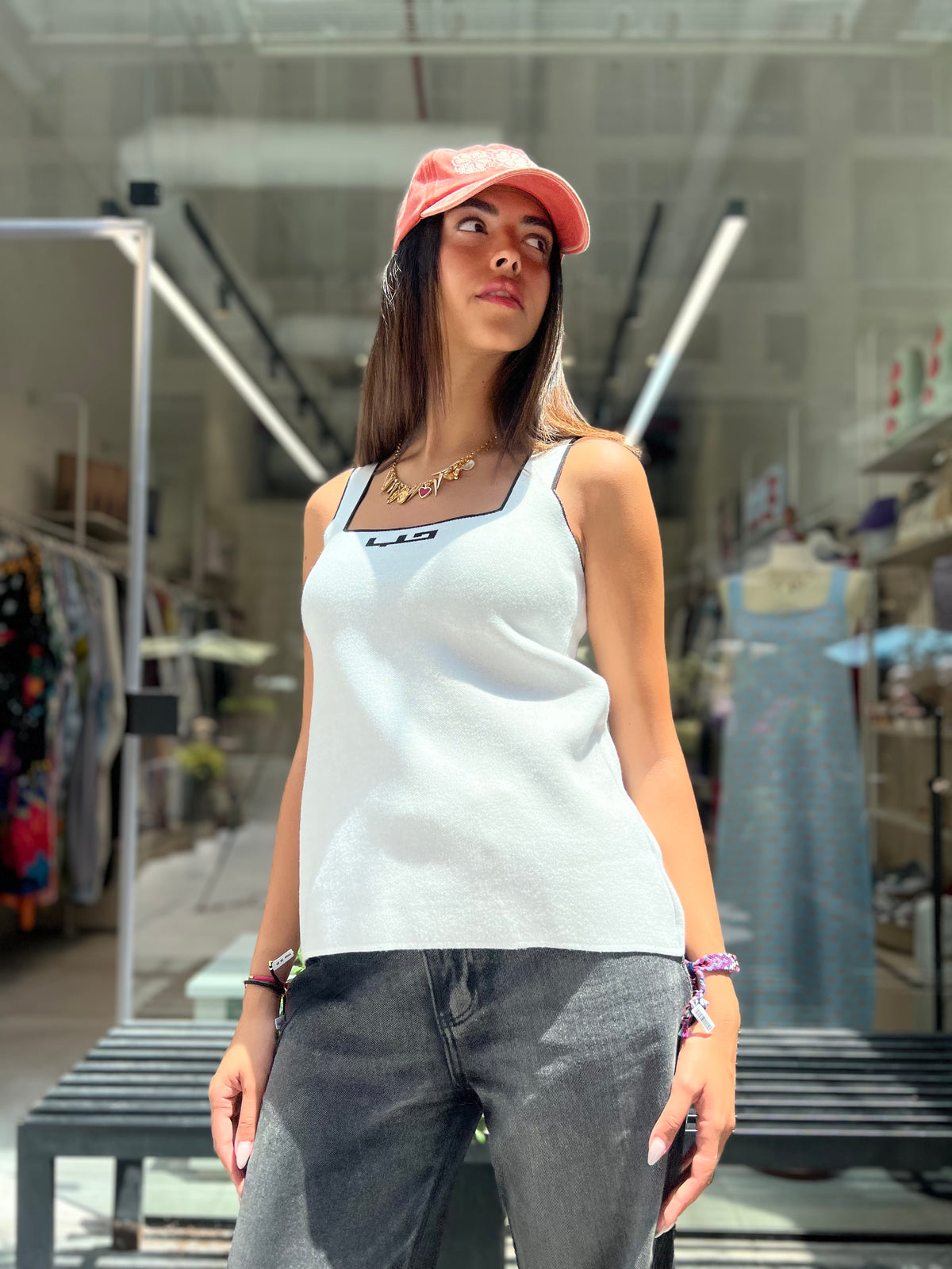 The Hob top - White