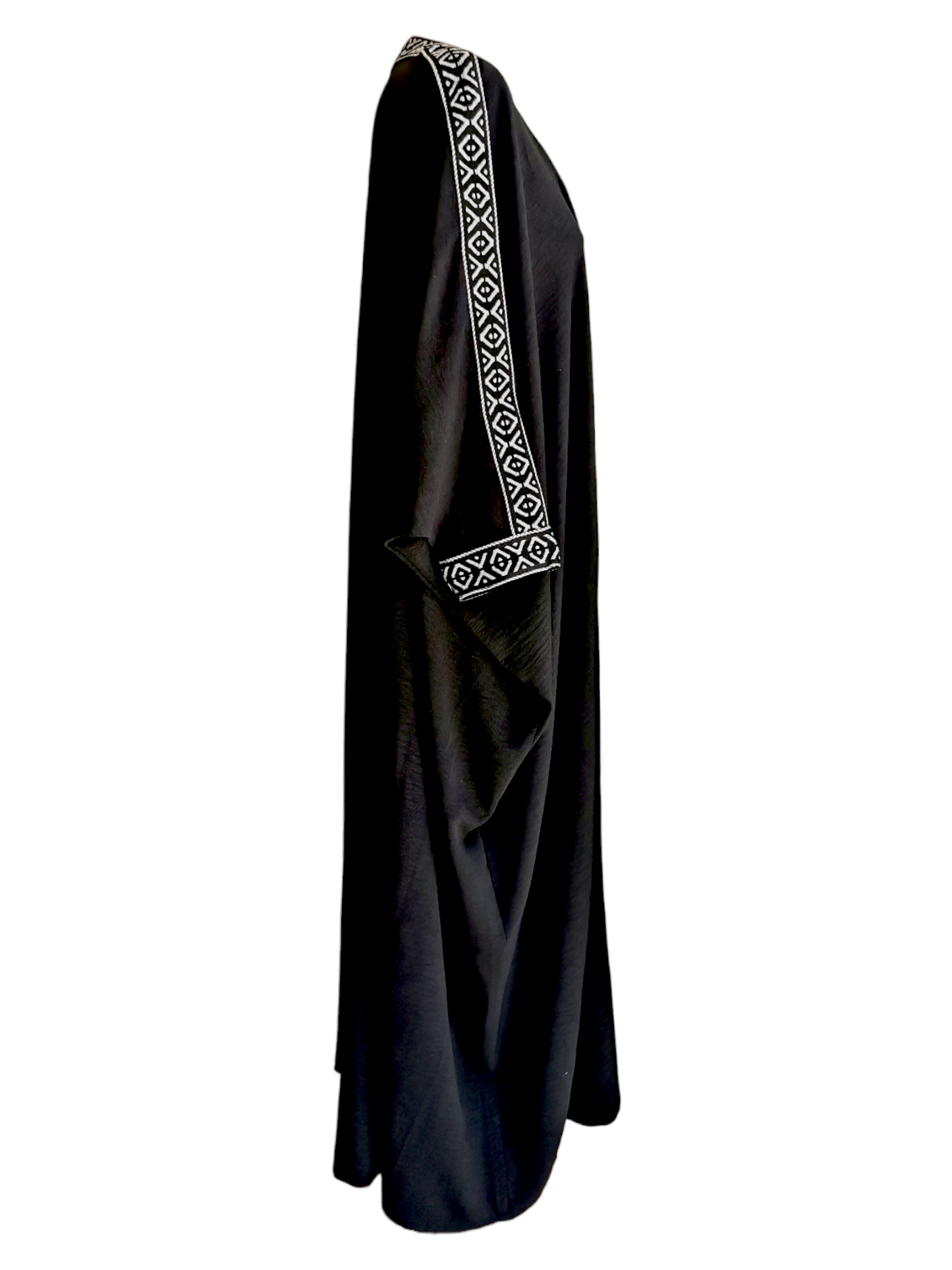 Black Abaya With Black And White Sadu